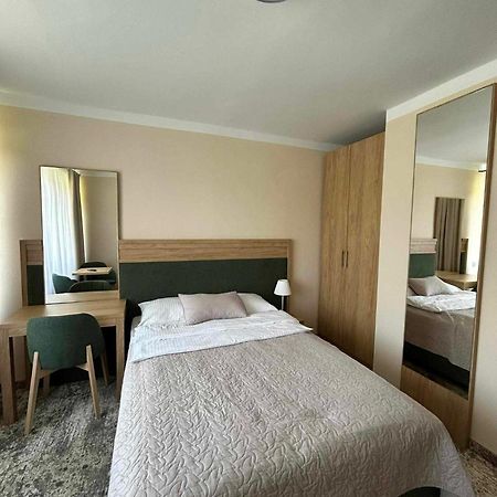 Zem-Tourist Hotel Pustkowo Luaran gambar