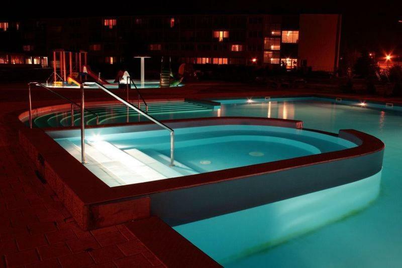Zem-Tourist Hotel Pustkowo Luaran gambar